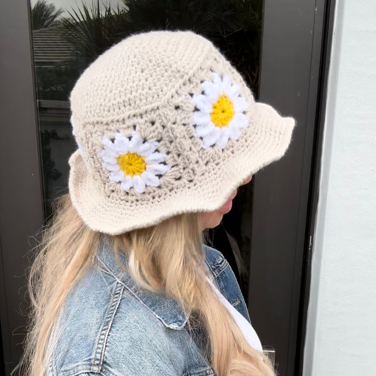 Crochet Flower Bucket Hat Pattern (Free Pattern)
