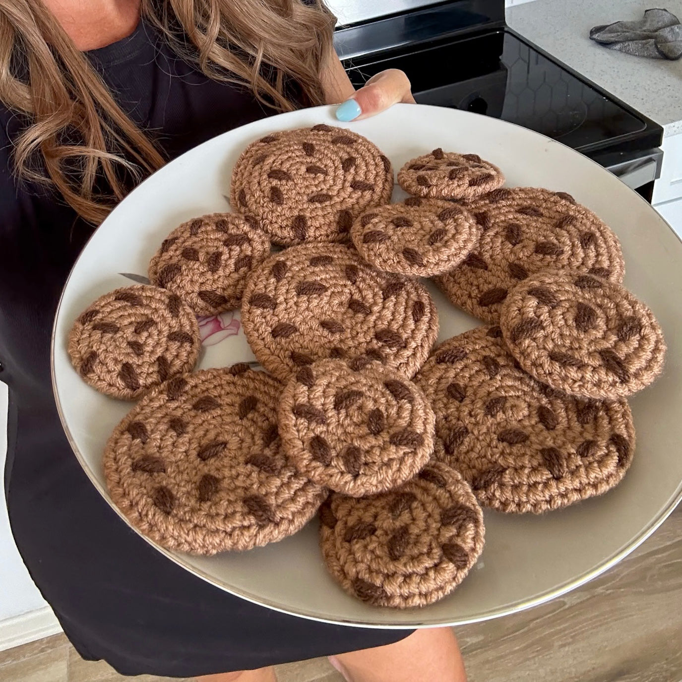 Crochet Chocolate Chip Cookie (Free Pattern)