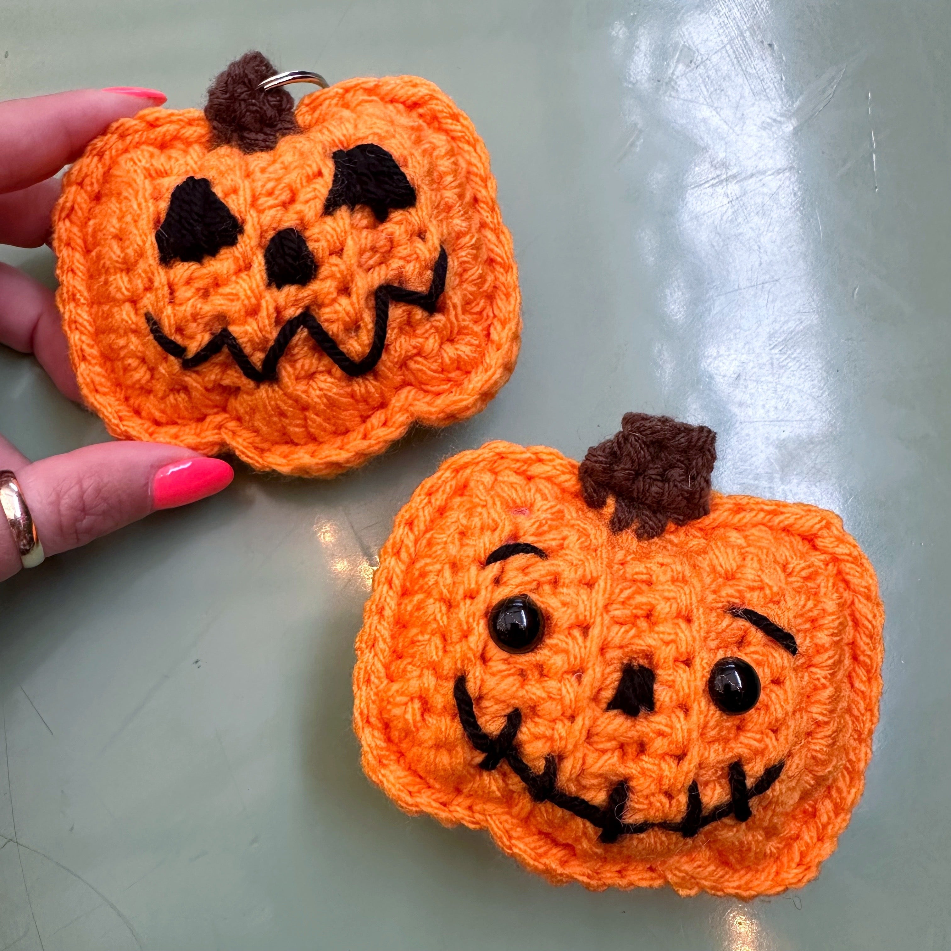 Jack-o'-lantern Keychain Pattern